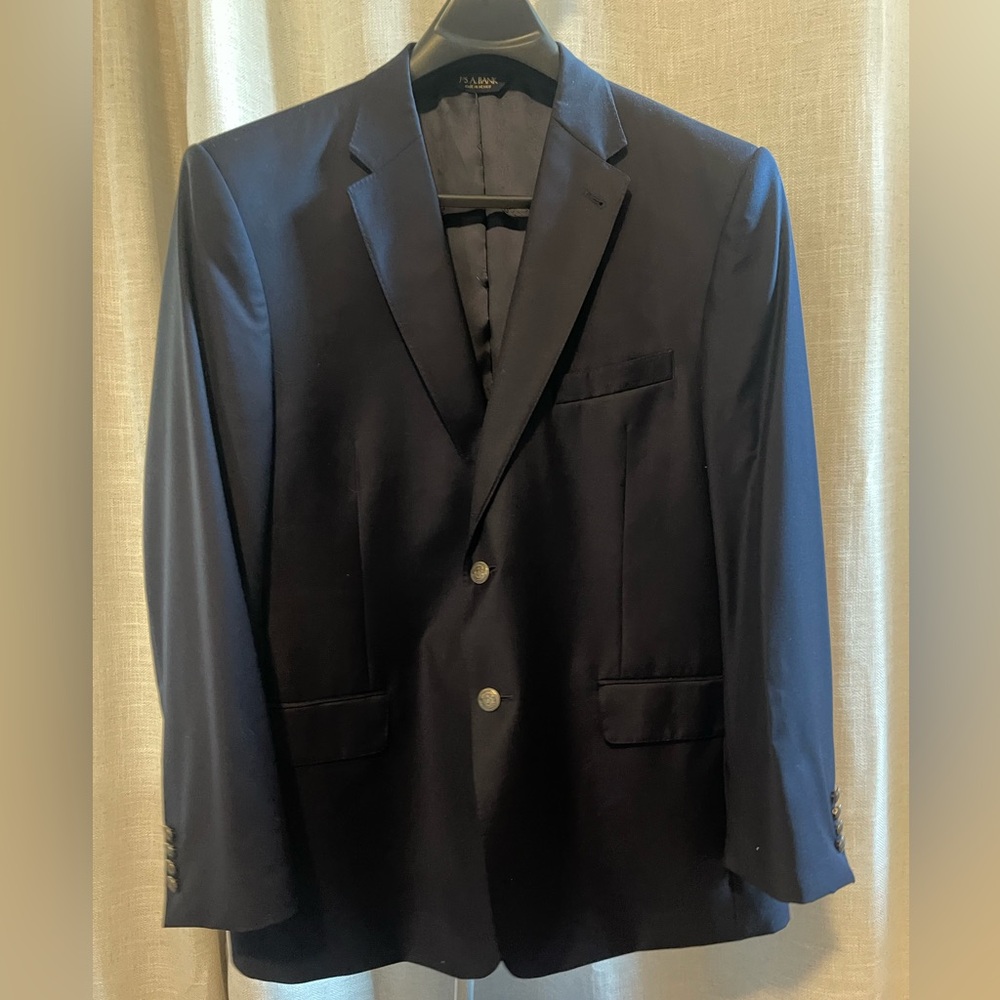 Jos A Bank Men’s navy blazer